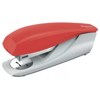 Leitz Grapadora NeXXt Recycle, 30 hojas, rojo, perforación estándar, 24/6, plástico, 80 g/m²