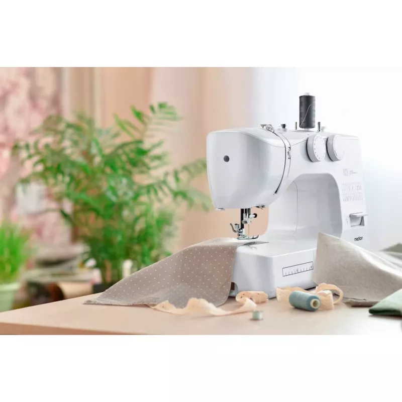 Máquina de coser MEDION LIFE SM60 eléctrica 60W 3 bobinas blanca