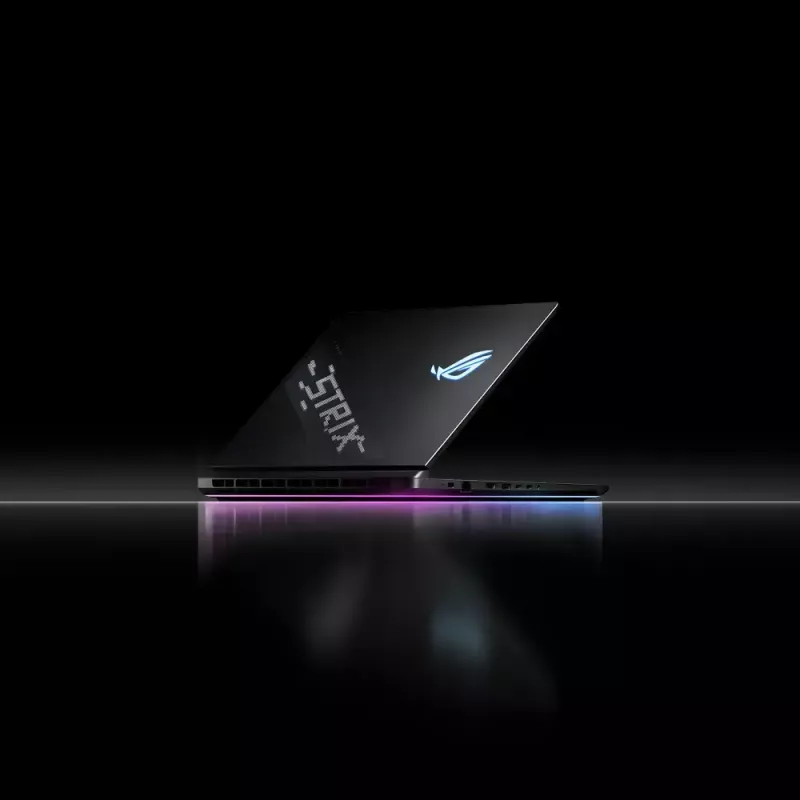 Portátil ASUS ROG Strix SCAR 18 G835LX-SA009W Intel Core Ultra 9 275HX 64GB 2TB RTX 5090
