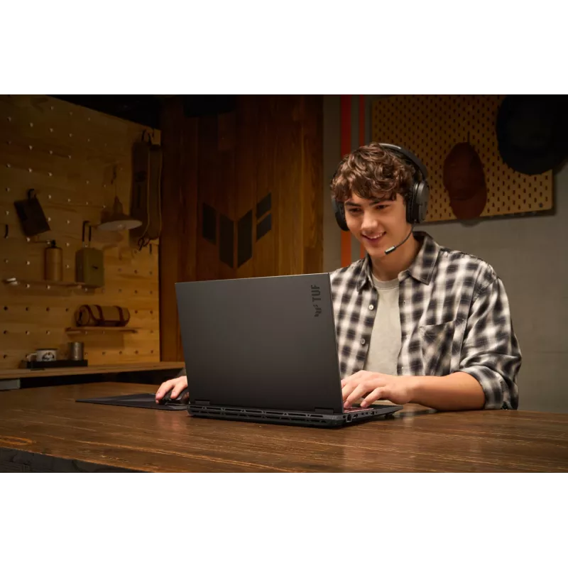 ASUS TUF Gaming F16 FX608JPR-QT014W Intel® Core™ i7 i7-14650HX Portátil 40,6 cm (16 inch) WQXGA 32 GB DDR5-SDRAM 1 TB SSD NVIDIA GeForce RTX 5070 Wi-Fi 6E (802.11ax) Windows 11 Home Neerlandés Negro, Gris