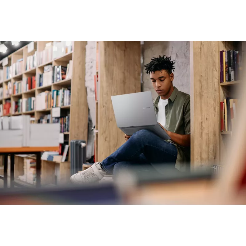 ASUS Vivobook 14 M1407GA-LY012W Copilot+ PC AMD Ryzen™ AI 7 445 Portátil 35,6 cm (14 inch) WUXGA 16 GB DDR5-SDRAM 512 GB SSD Wi-Fi 6 (802.11ax) Windows 11 Home Neerlandés Plata