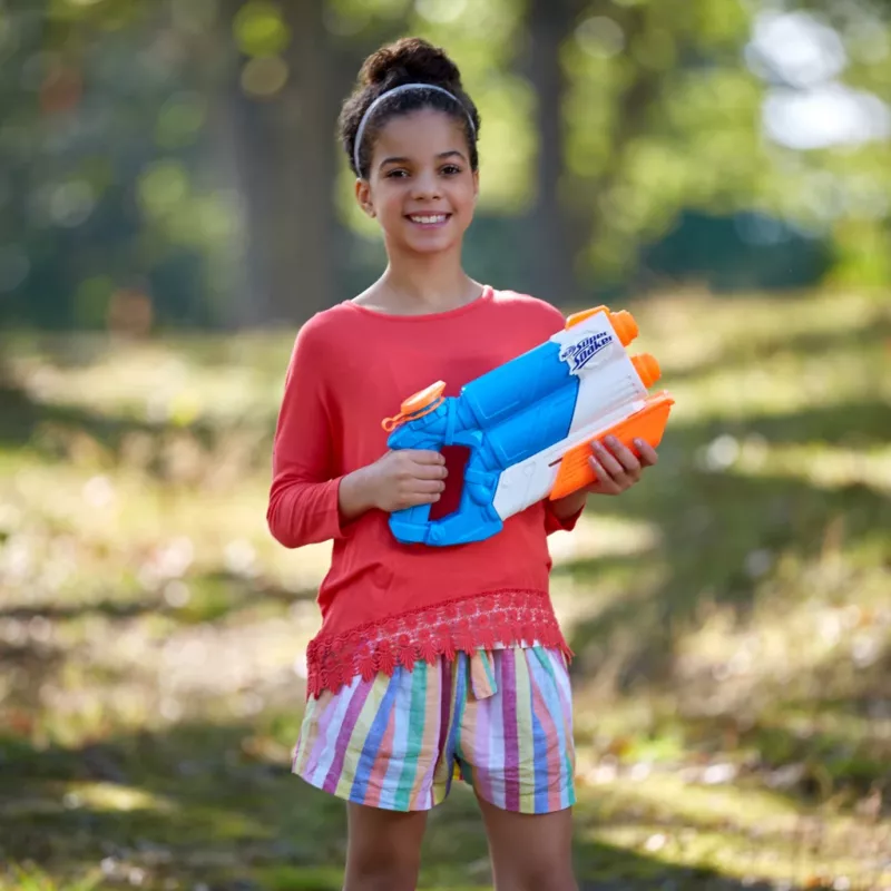 Nerf Super Soaker Twin Tide, bláster de juguete, multicolor, 6 años