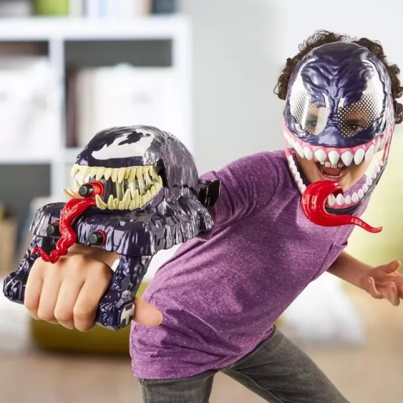 Lanzador de guante de juguete Hasbro Marvel Spider-Man Venom Strike Blaster violeta