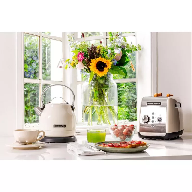 KitchenAid 5KEK1222EAC hervidor de agua 1,25 l 2200 W negro, crema, acero inoxidable