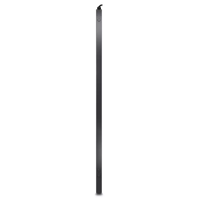 APC Rack PDU 2G, Metered by Outlet con conmutación, ZeroU, 32A, 230V, (21) C13 y (3) C19