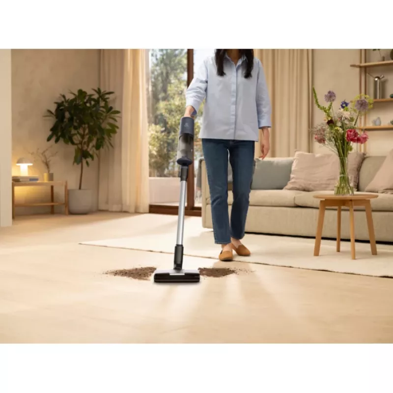 Aspirador escoba 2 en 1 Electrolux EP61H21WET, a batería, limpieza en seco, sin bolsa, 0,6 l, 85 W, azul, 2,5 Ah