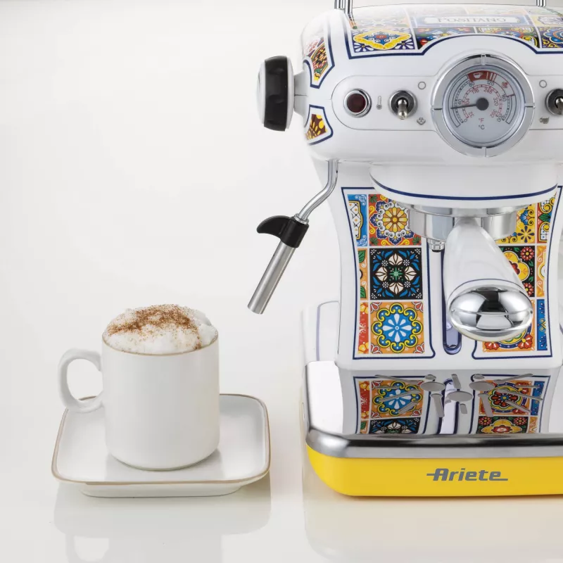Ariete 1389 Positano cafetera, 850 W, capacidad del depósito 0,9 l, filtro para 1 o 2 tazas, bandeja recogegotas, espumador de leche