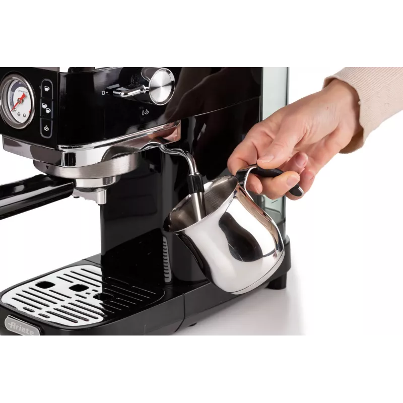 Ariete 1381 cafetera con manómetro, apta para café molido y cápsulas ESE, 1300 W, depósito de agua 1,1 l, presión 15 bar, filtro para ½ taza, boquilla para cappuccino, negro