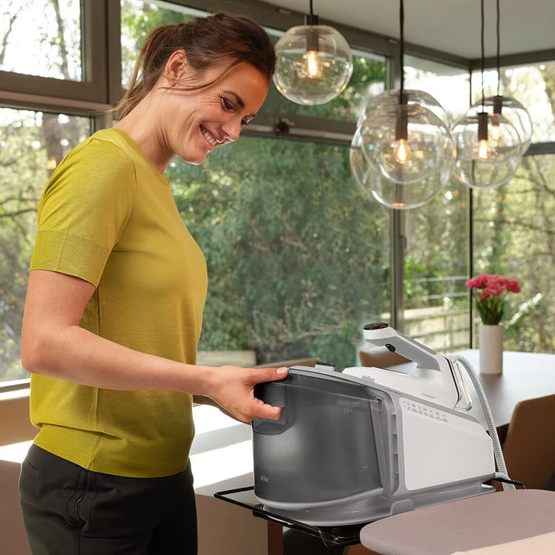 Braun CareStyle 7 IS 7262 2700 W 2 L suela EloxalPlus gris