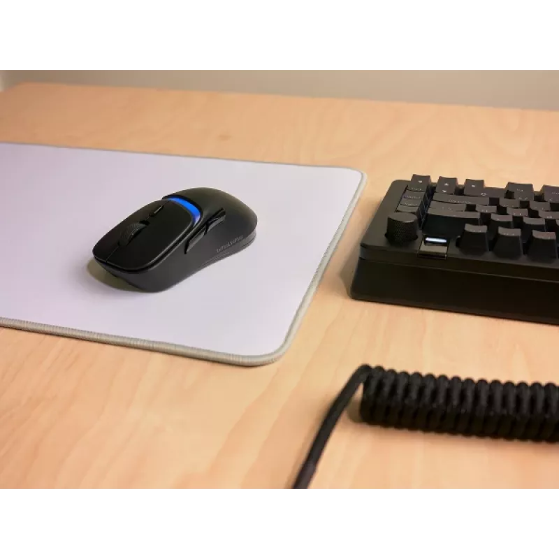 Glorious Gaming Model D3 Wireless ratón gaming – sistema InfinitePlay de baterías intercambiables, sondeo 8k, interruptores ópticos con 130M clics, ultraligero 69g, sensor óptico 30K-DPI, RGB – negro
