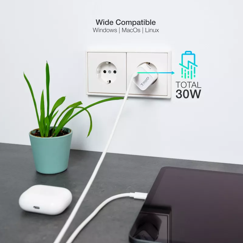 TooQ GAN cargador de pared USB-C/PD 30W, blanco, interior, AC, blanco