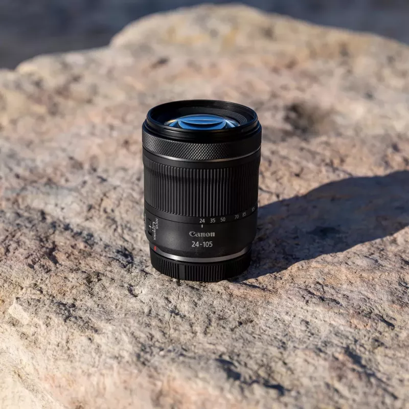 Canon EOS R8 + RF 24-105mm F4-7.1 IS STM MILC 24,2 MP CMOS 6000 x 4000 píxeles negro