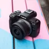 Canon EOS R50 kit de cámara sin espejo con objetivos RF-S 18-45mm y RF 75-300mm