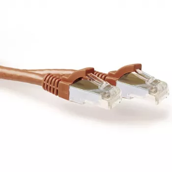Cable de red ACT marrón 20,00 metros SFTP CAT6A con alivio de tensión y conectores RJ45