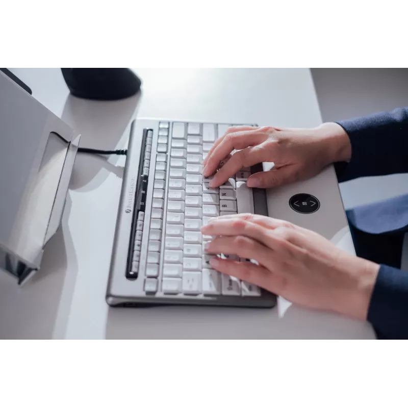 BakkerElkhuizen S-board 840 BE Azerty, Tenkeyless (80–87 %), con cable, USB, interruptores de tijera, AZERTY, gris claro, blanco