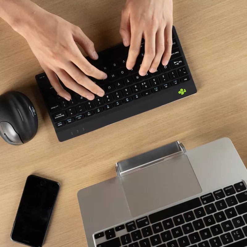 Teclado ergonómico R-Go Tools R-Go Compact Break, teclado compacto con software de pausas, AZERTY (FR), Bluetooth, negro