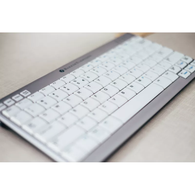 BakkerElkhuizen UltraBoard 950 BE Azerty, Mini, con cable, USB, interruptor de tijera, AZERTY, gris claro, blanco