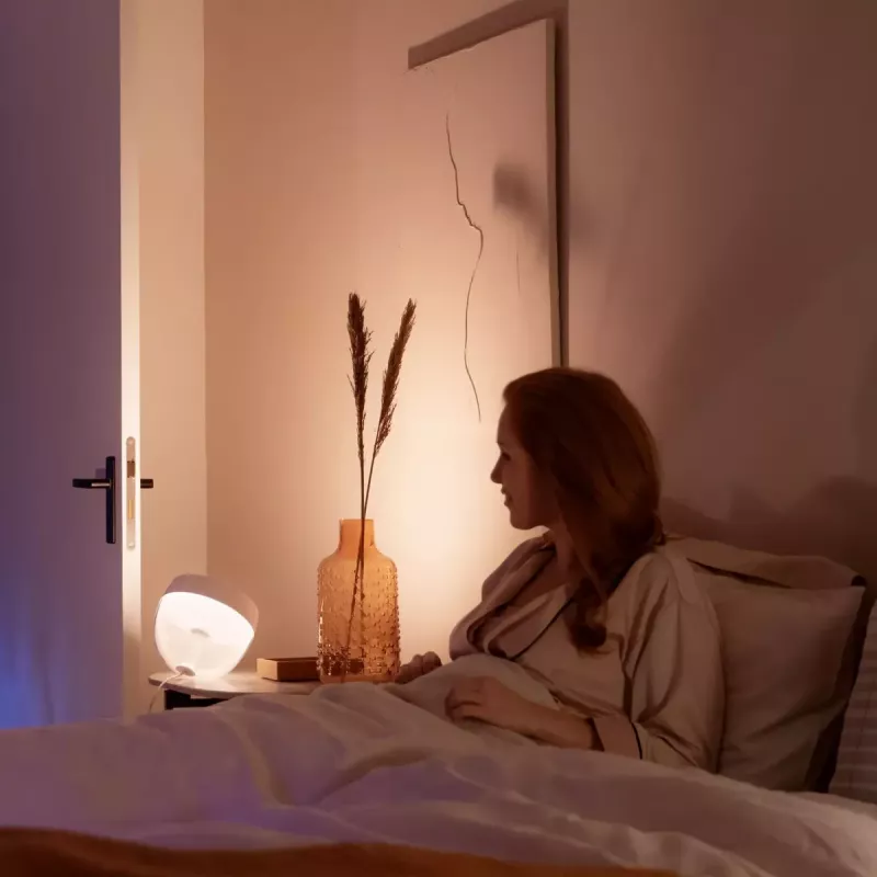 Lámpara de mesa inteligente Philips Hue White and Colour Ambience Iris