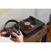 Tocadiscos JBL Spinner BT con transmisión por correa negro, naranja