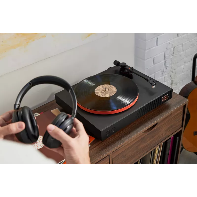 Tocadiscos JBL Spinner BT con transmisión por correa negro, naranja