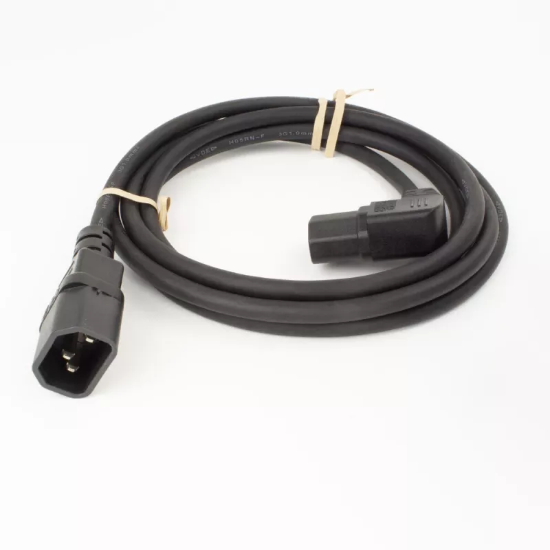 ACT Cable de alimentación C14 - C15 (acodado a la derecha) IEC60320 negro 0,6 m