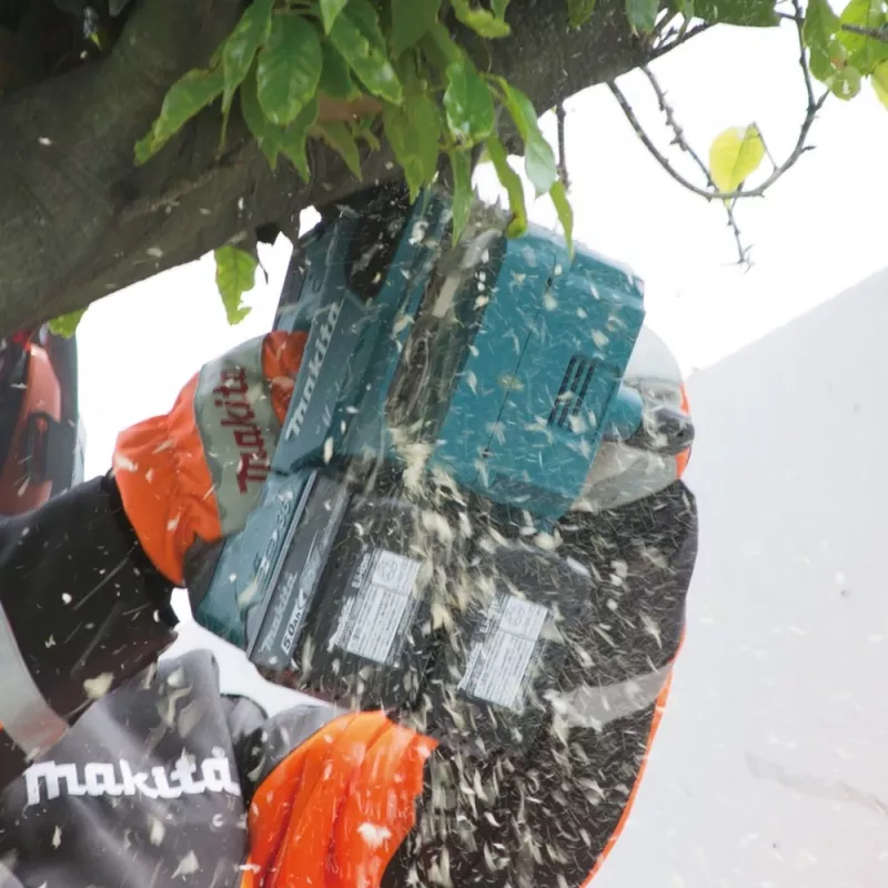 Motosierra de batería de mango superior DUC256Z, 36Volt (2x18V) Azul/Negro, sin batería ni cargador