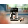 Cafetera espresso Philips EP3343/90 – superautomática, 2 tazas, 15 bar, molinillo cerámico, depósito de café en grano de 275 g, depósito de leche, pantalla táctil TFT