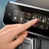 Cafetera espresso Philips EP3343/90 – superautomática, 2 tazas, 15 bar, molinillo cerámico, depósito de café en grano de 275 g, depósito de leche, pantalla táctil TFT