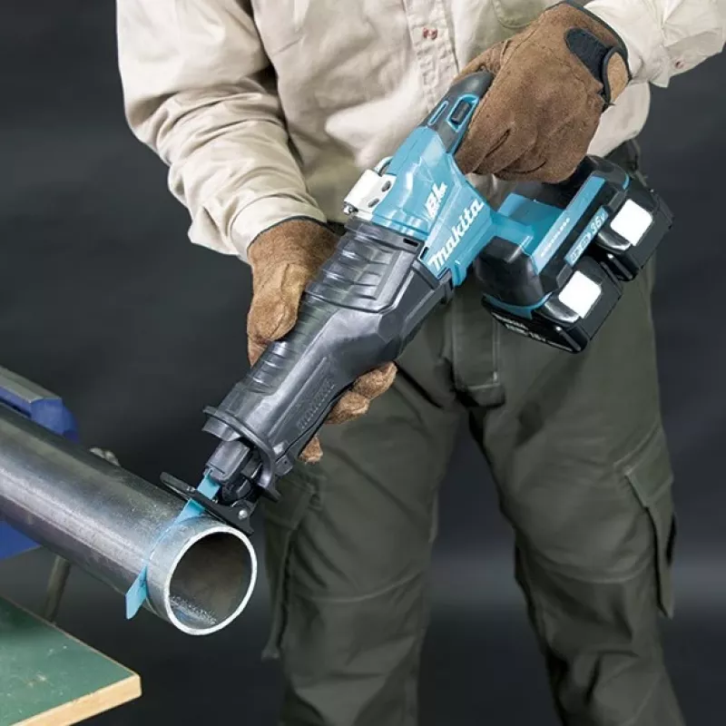 Makita DJR360Z 36V (2 x 18V) Sierra sable a batería