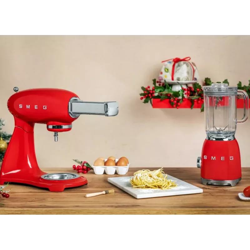 Smeg BLF03RDEU batidora rojo pastel