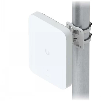 Ubiquiti UniFi 5G Max Outdoor 5G DL hasta 3,6 Gbit/s, 4G DL hasta 1,6 Gbit/s, 1x 2.5G LAN, protección climática IPX6