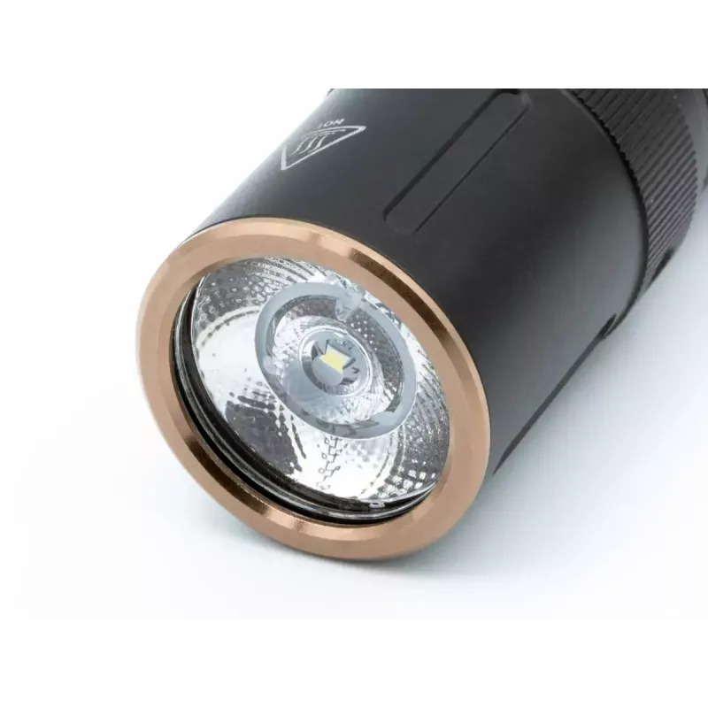 Linterna de mano Fenix E12 V2.0 negra LED aluminio IP68 50000h