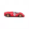 Modelo de supercoche Bburago Ferrari 330 P4 Daytona, premontado a escala 1:24
