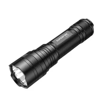 Linterna Superfire L6-H — linterna LED compacta 900 lm, 15 W