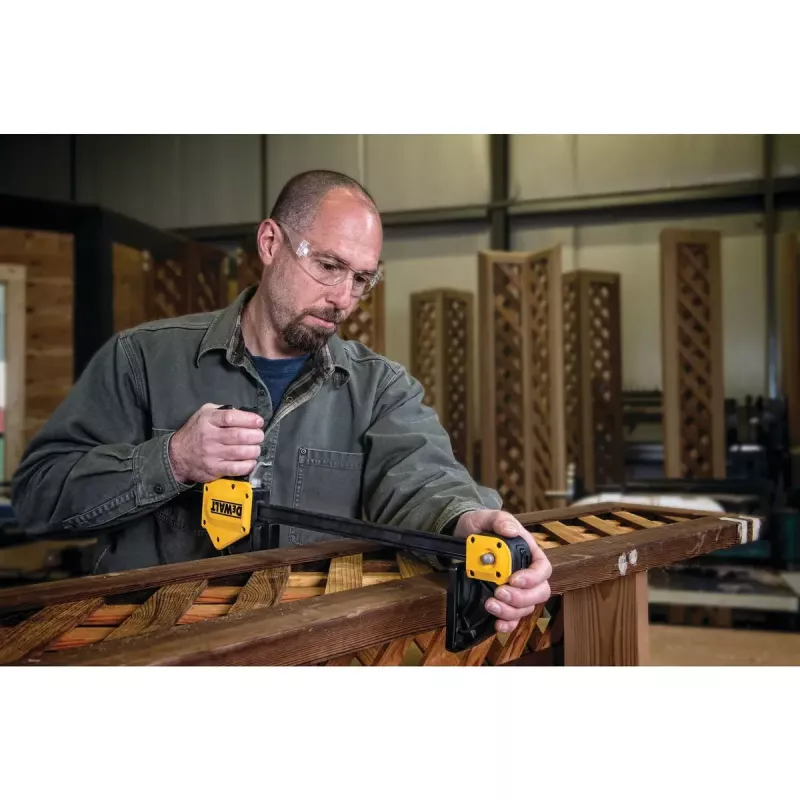 Abrazadera DeWALT DWHT0-83186 1 unidad