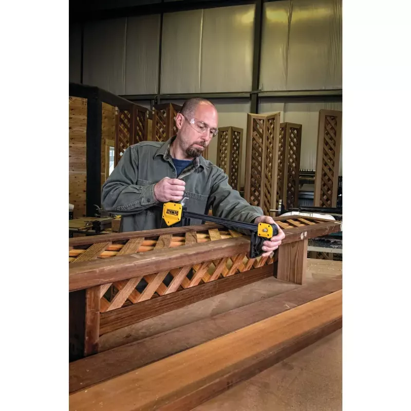Abrazadera DeWALT DWHT0-83186 1 unidad
