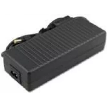 Fuente de alimentación CoreParts MBA50195 135W negro