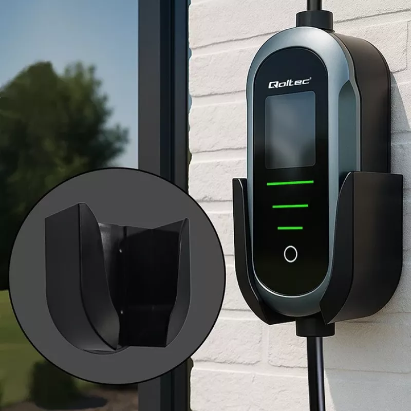 Cargador para coche eléctrico de pared QOLTEC 7 kW 230V CEE 32A con Wi‑Fi y LCD (modelo 52721)