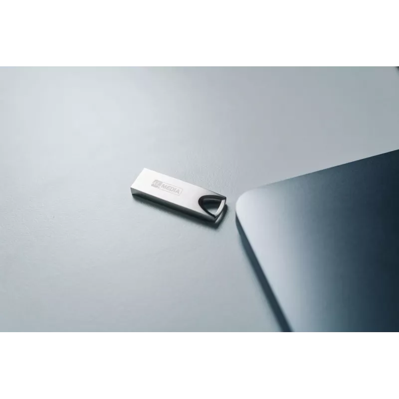 Memoria USB MyMedia MyAlu USB 3.2 Gen 1 16 GB USB Type-A 3.2 Gen 1 (3.1 Gen 1) plata