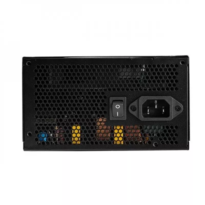 Fuente de alimentación | CHIEFTEC | 650 Watt | Eficiencia 80 PLUS GOLD | PFC Activo | GPX-650FC