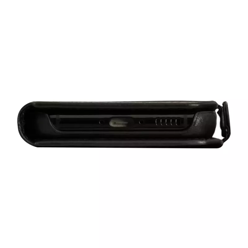 Funda tipo folio dbramante1928 Galaxy S23 negra 3 compartimentos para tarjetas