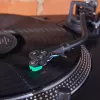 Audio-Technica AT-VM95E/H cápsula con portacápsulas AT-HS6BK premontado (negro/verde)