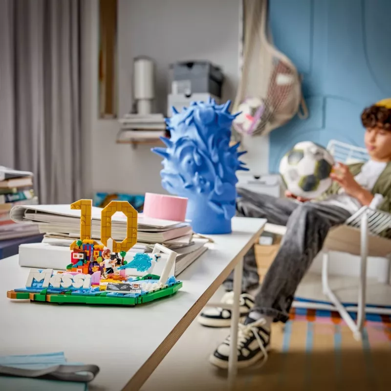 LEGO Editions Sports 43011 Lionel Messi — Momentos de fútbol