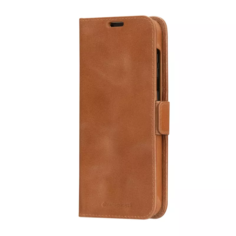 Funda tipo folio dbramante1928 Lynge para Samsung Galaxy S23+ — Tan, 3 compartimentos para tarjetas, compatible con pantalla de 6,6 pulgadas