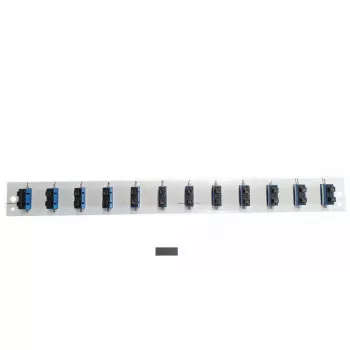 Accesorio para patch panel EFB Elektronik SB-FP-S-12SC-D-V-OS2 — montaje en rack 1U, 12 conexiones de fibra óptica SC, 432×13×43,5 mm