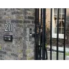 Videoportero DoorBird D1101KV negro — 1080p, teleobjetivo, 140° horizontal, LED IR, IP65, IK08, Fast Ethernet