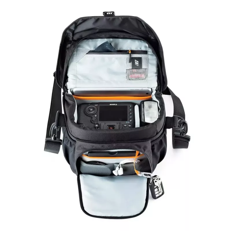 Bolso de hombro Lowepro Nova 170 AW II