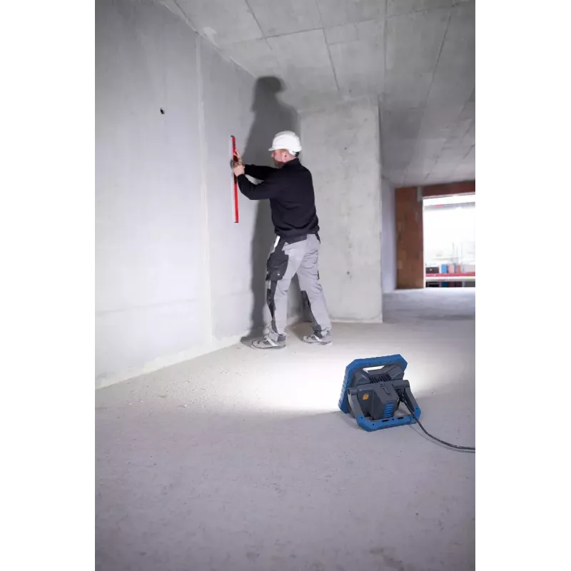 Proyector de trabajo autónomo Brennenstuhl BS 8050 MH LED 82 W 7900 lm