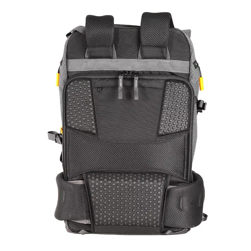 Mochila Vanguard VEO Active 53 gris tamaño máximo de pantalla 16