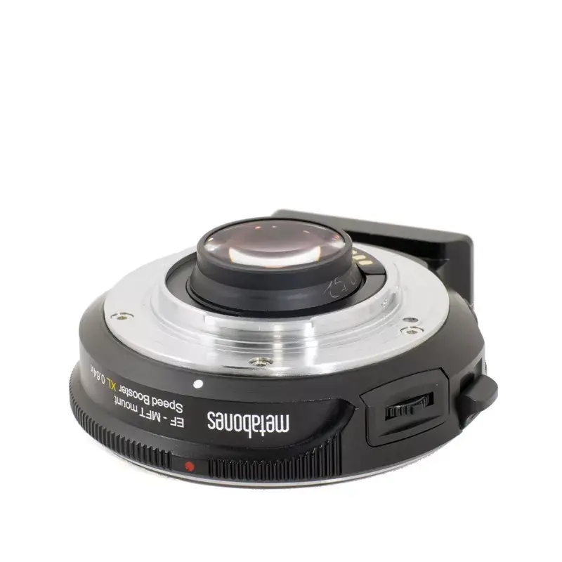 Adaptador de objetivo Metabones MB_SPEF-M43-BT3